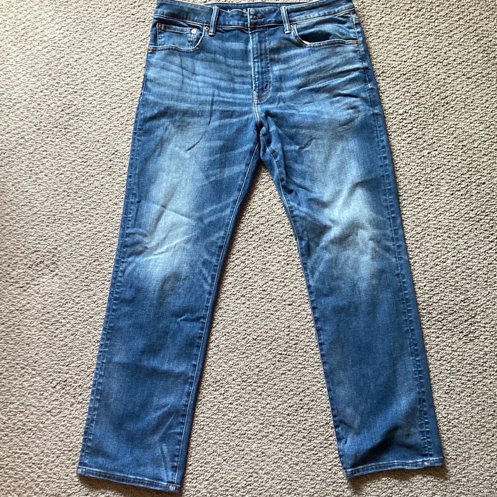 34x32 American Eagle Jeans (never worn)